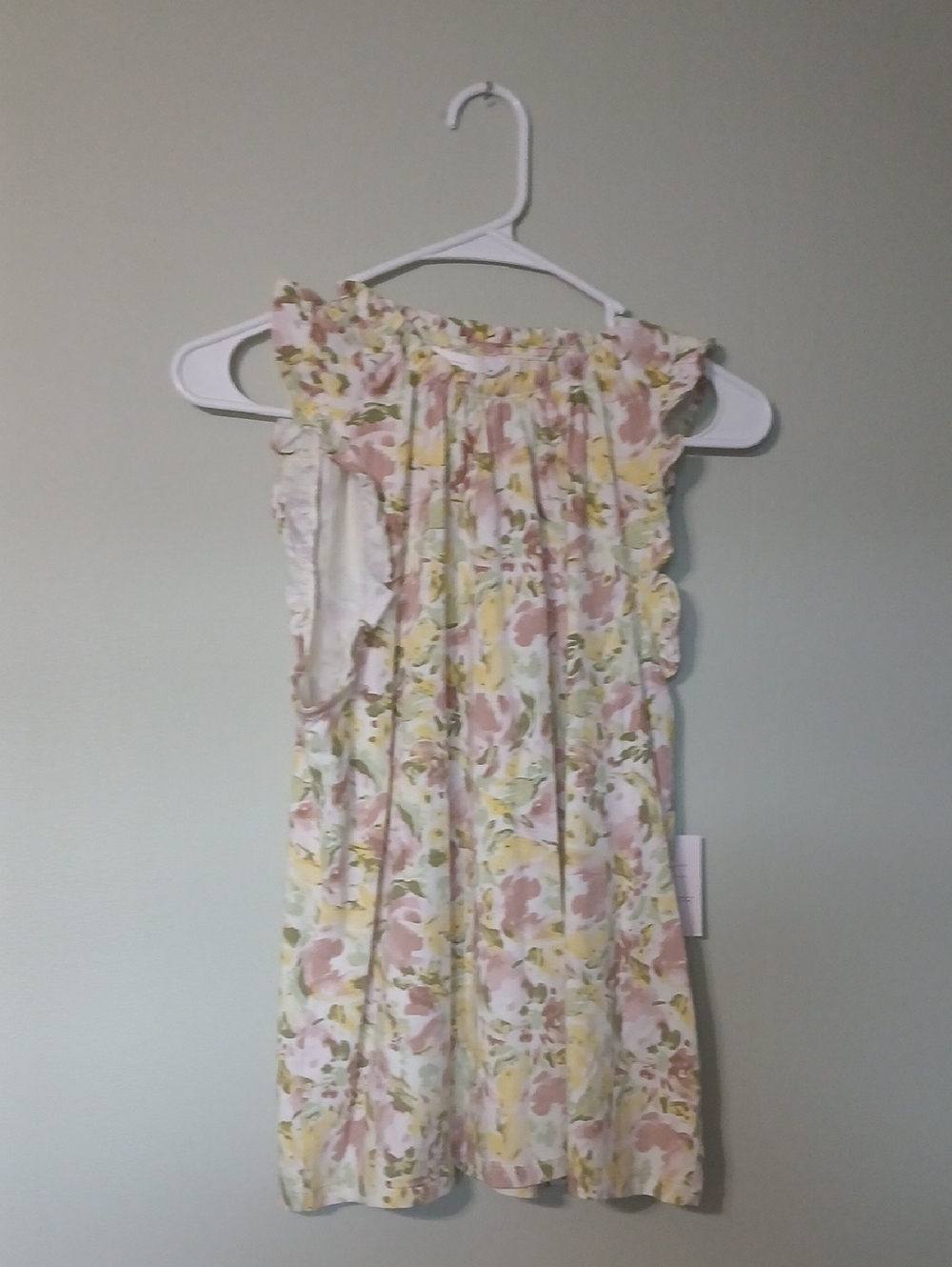 LC Lauren Conrad Floral Top Size M NWT